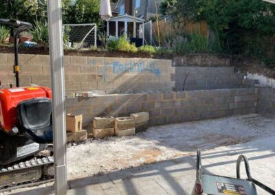 Building brick wall in garden 1