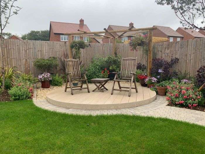 Circular-decking-plan-in-back-garden Circular decking plan in back garden