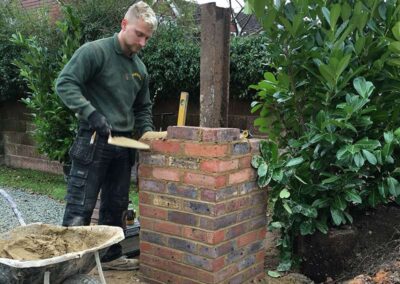 apr16 bricklaying 800x600 1
