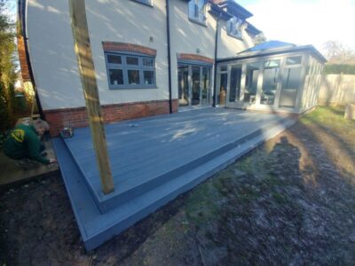 decking10-400x300-1 decking10 400x300 1